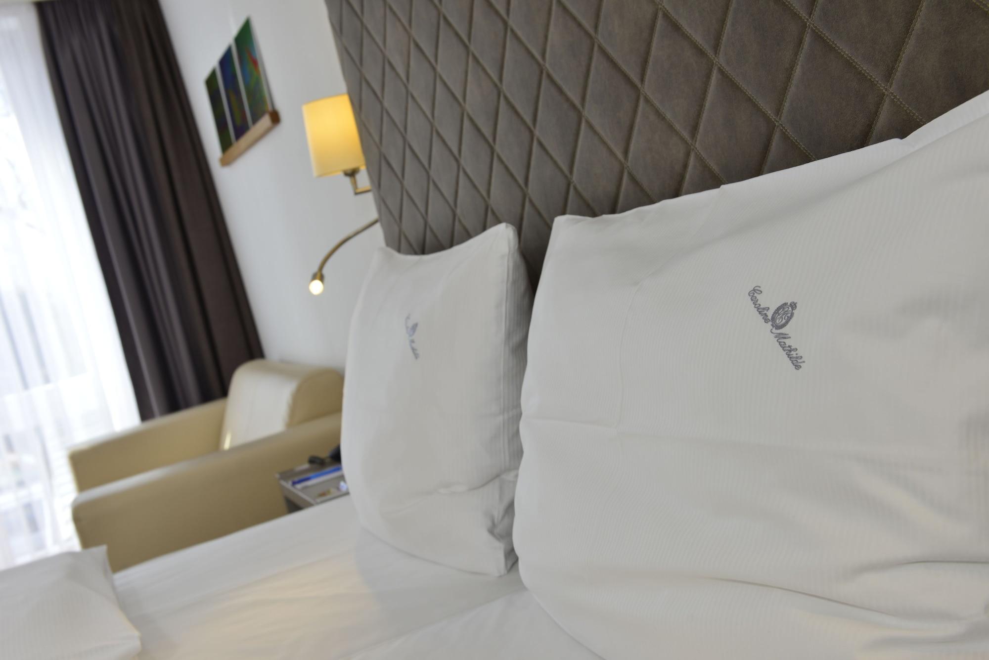 Hotel Caroline Mathilde Τσέλε Εξωτερικό φωτογραφία